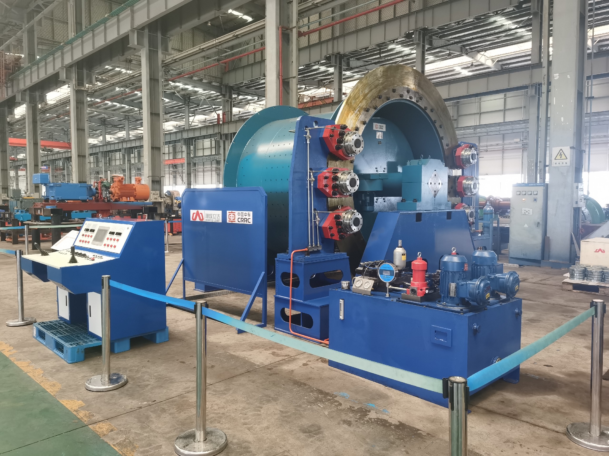 2.5米永磁内装式提升机